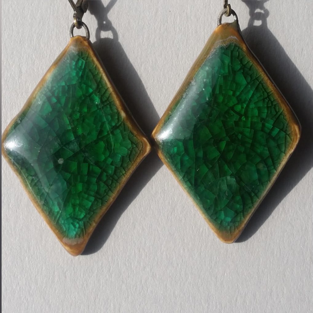 Porcelain with Green Fused Glass Ceramic